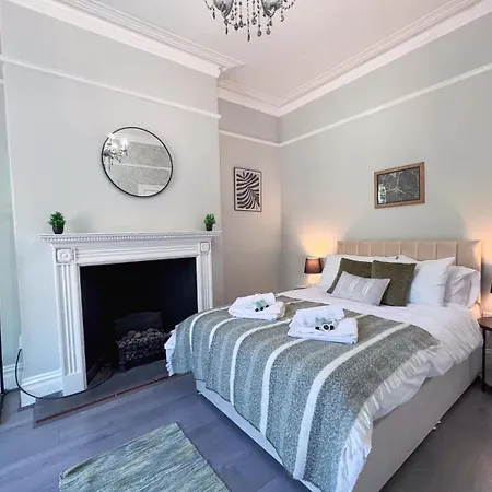 Appartement Spacious 6-bedroom Victorian Townhouse In - Sleeps 14