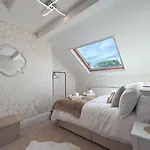 شقة Spacious 6-bedroom Victorian Townhouse In - Sleeps 14 هاروغايت